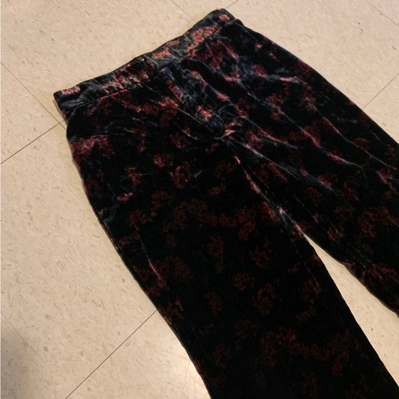 Velvet Rose floral patterned Zara jeans size XS - Picture 3 of 5